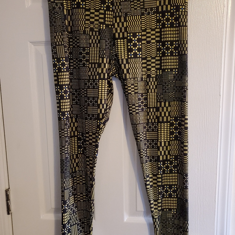 Lularoe TC Leggings fits L or XL